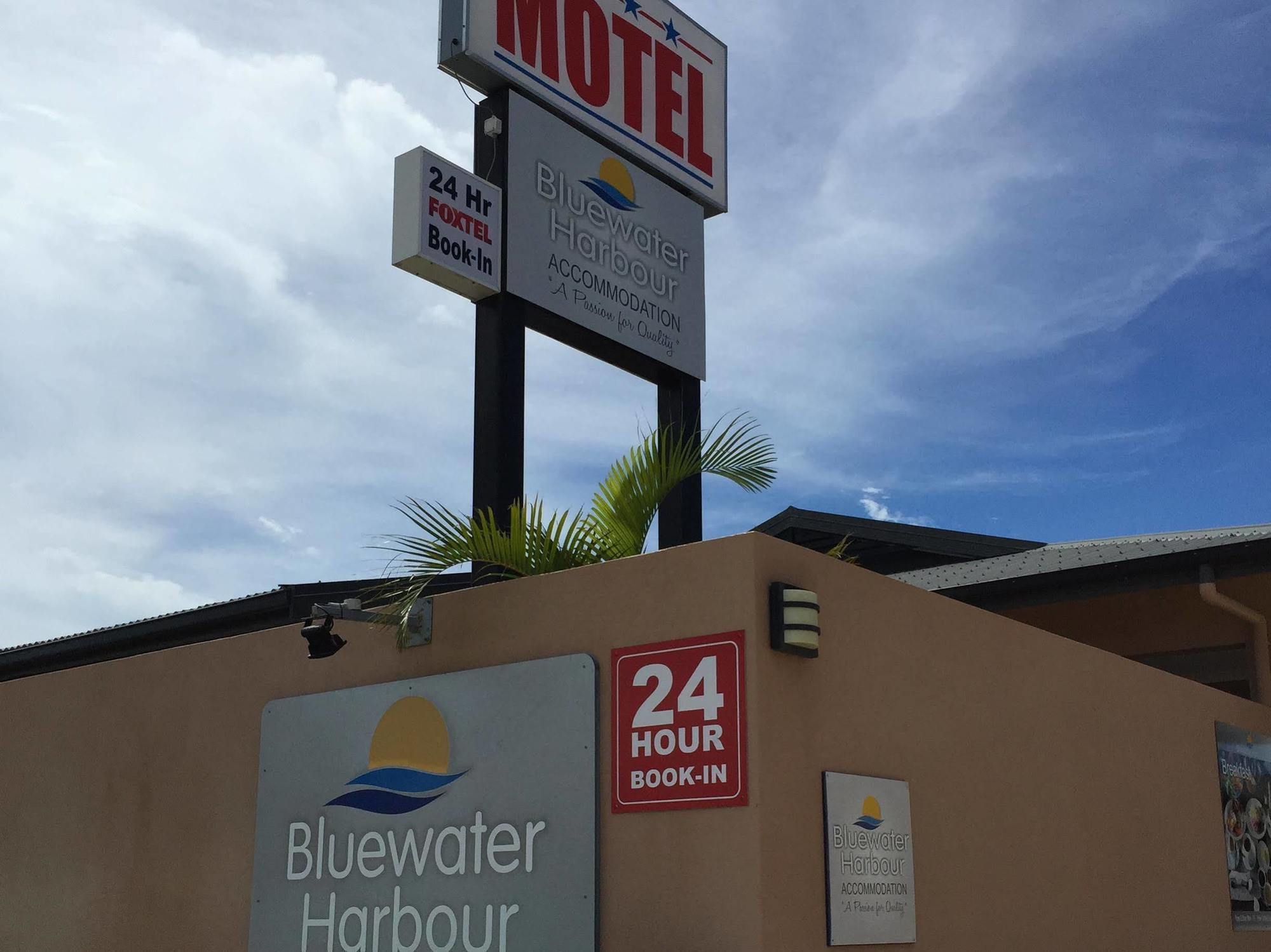 Bluewater Harbour Motel Bowen Dış mekan fotoğraf
